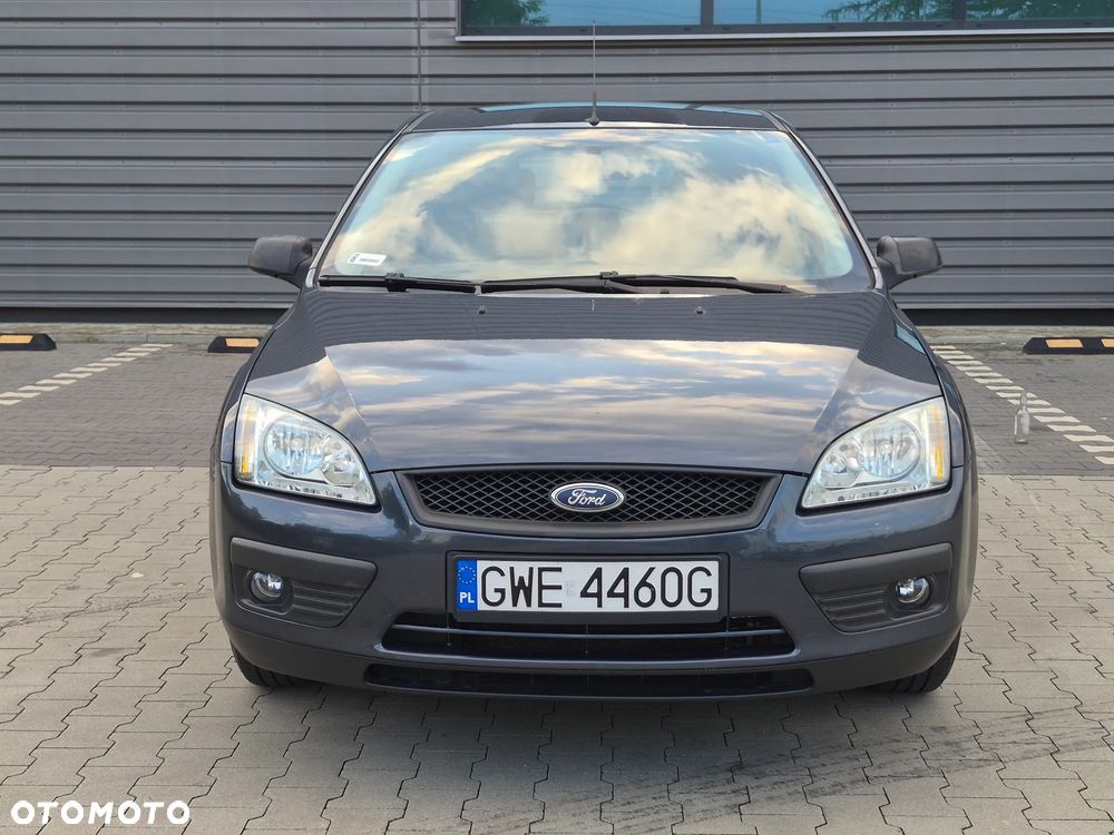 Ford Focus 1.6 16V Fun - 9