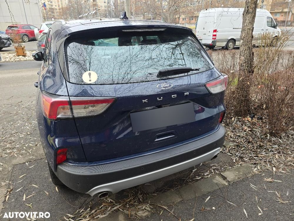 Ford Kuga 1.5 EcoBoost FWD Titanium - 4