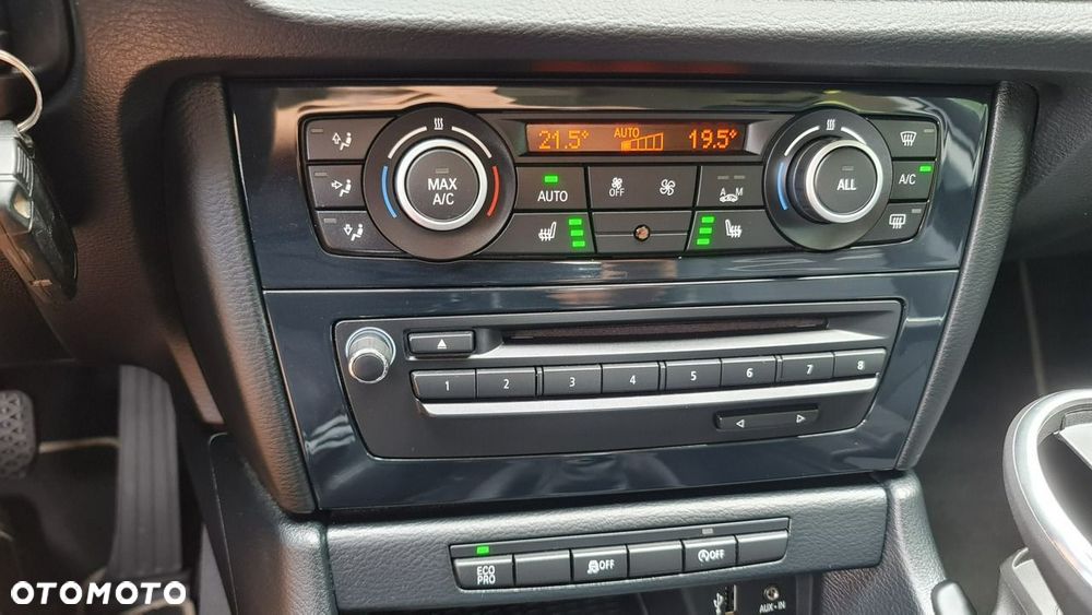 BMW X1 sDrive20d EfficientDynamics Edition xLine - 24