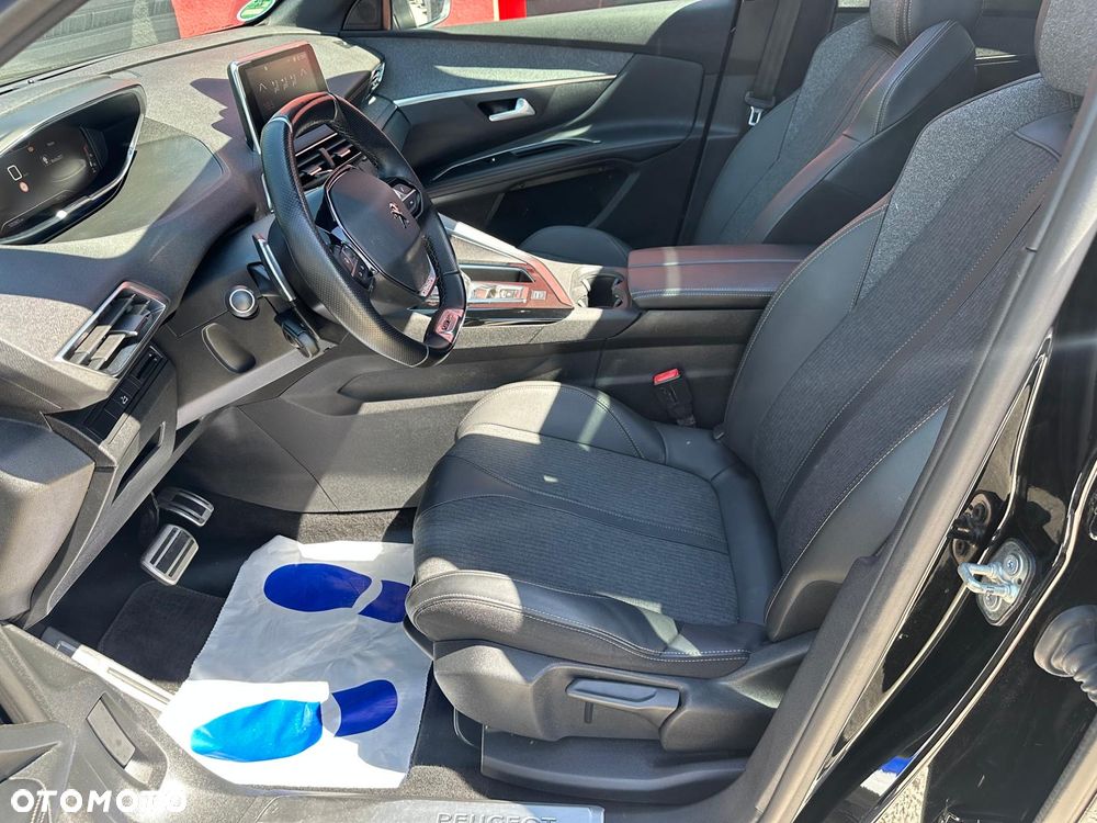 Peugeot 5008 1.6 PureTech GT Line S&S EAT8 - 14