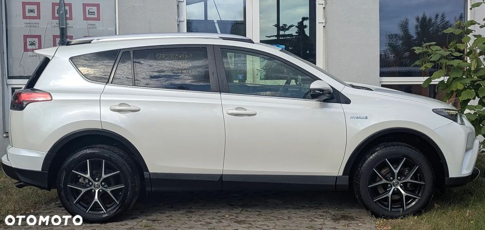 Toyota C-HR - 5