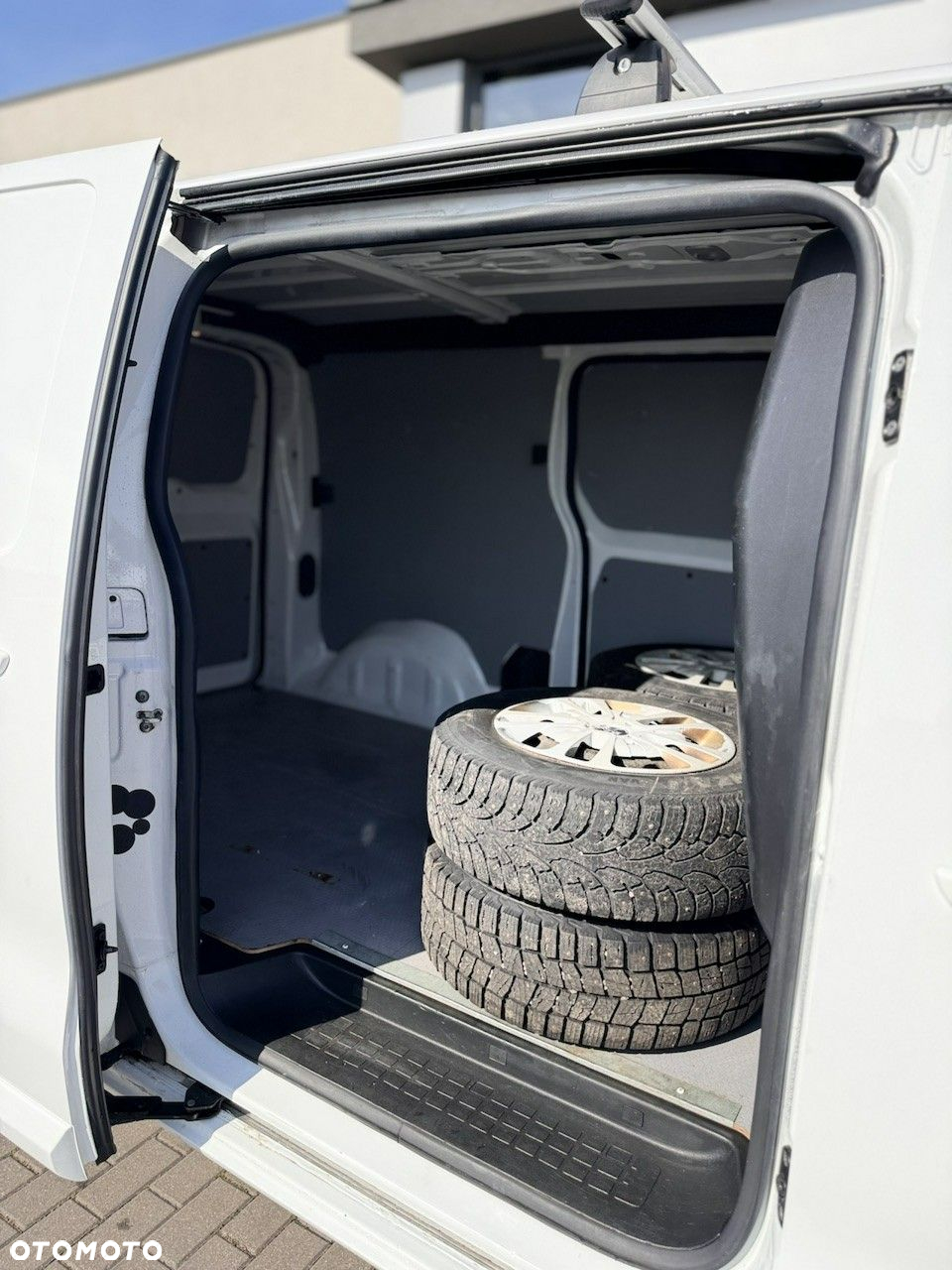 Peugeot Expert - 13