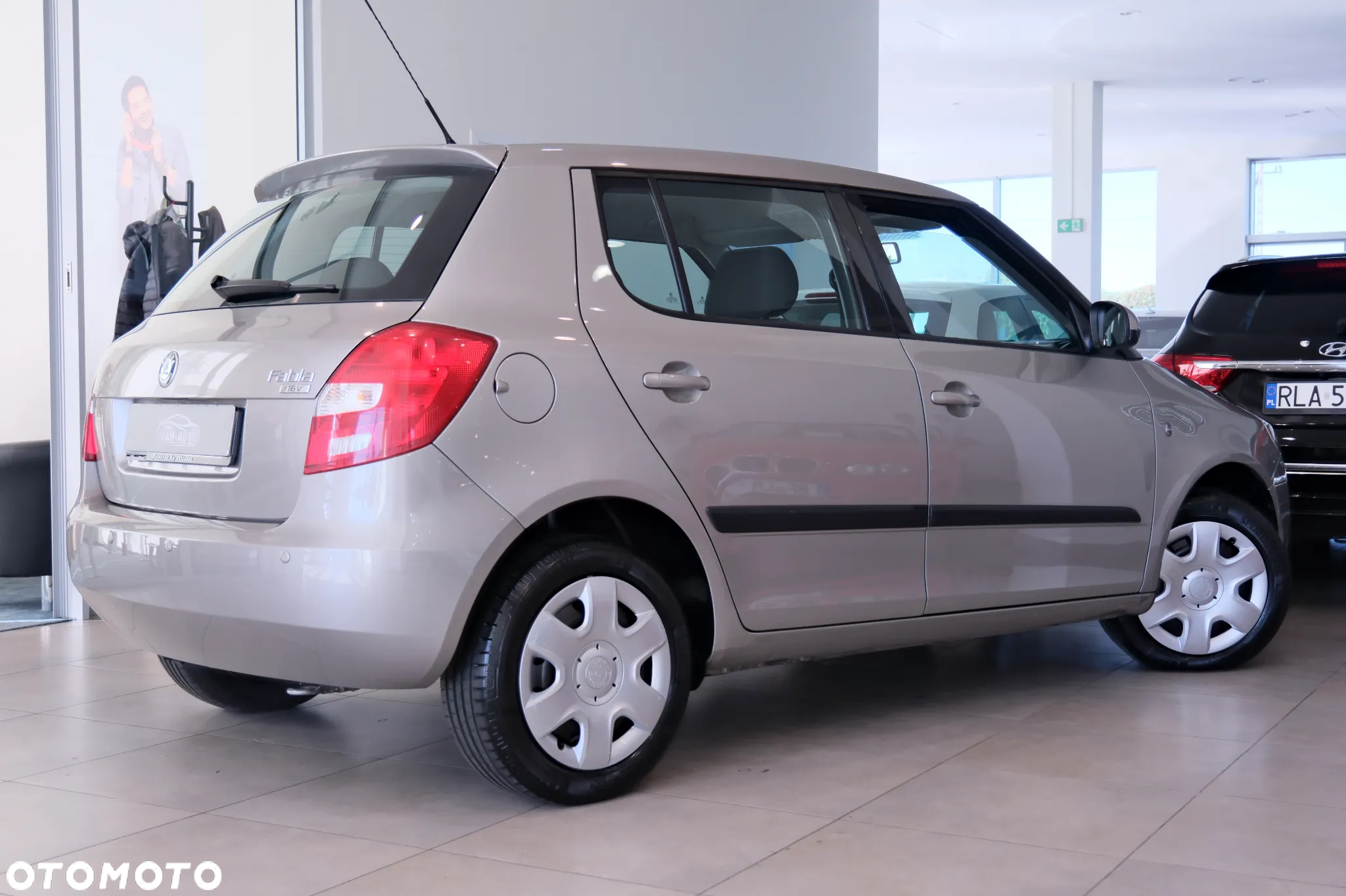 Skoda Fabia 1.4 16V Active - 12