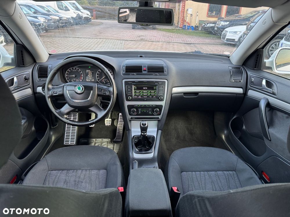 Skoda Octavia - 16