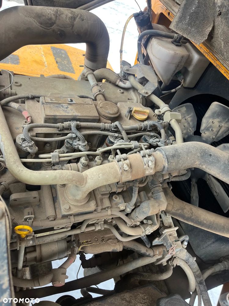 Thwaites 6000Ton - 8