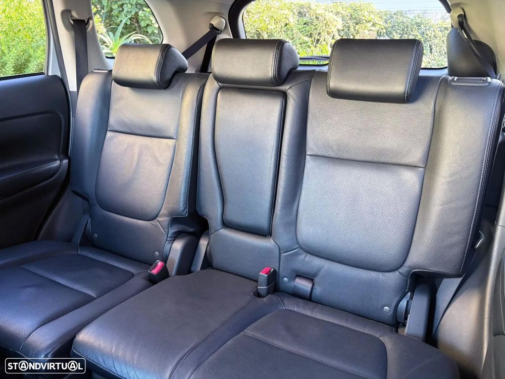 Mitsubishi Outlander 2.2 DI-D Instyle Navi - 54
