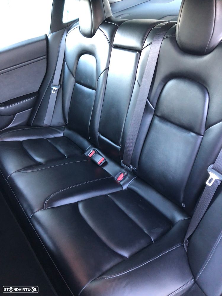 Tesla Model 3 Performance Dual Motor AWD - 23