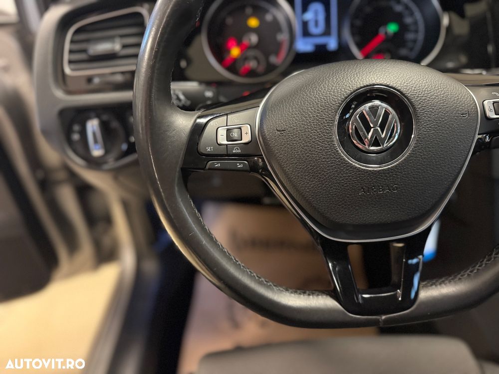 Volkswagen Golf 2.0 TDI (BlueMotion Technology) DSG Comfortline - 15