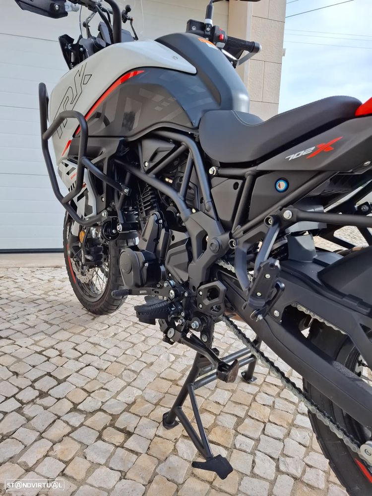 Benelli TRK 702 Benelli TRK 702X - 9