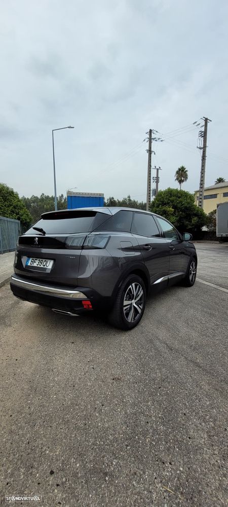 Peugeot 3008 225 e-EAT8 Allure - 4