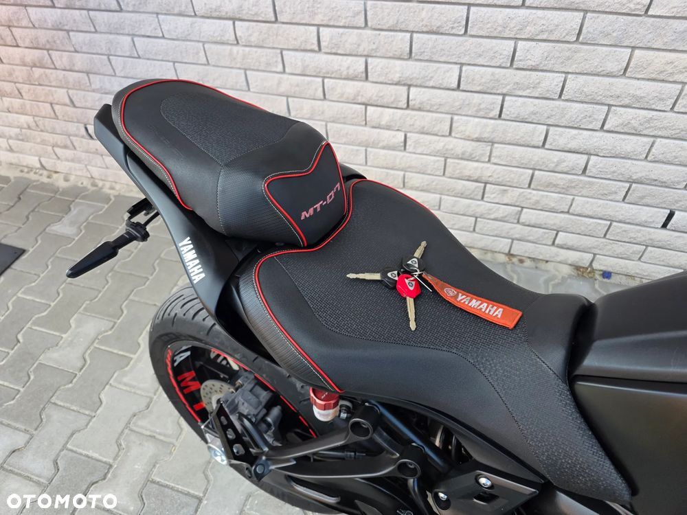 Yamaha MT - 5