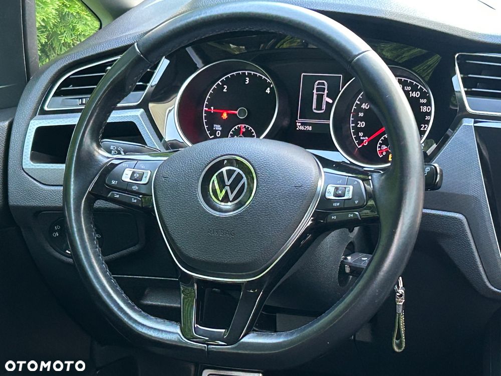 Volkswagen Touran 2.0 TDI SCR (BlueMotion Technology) DSG SOUND - 30
