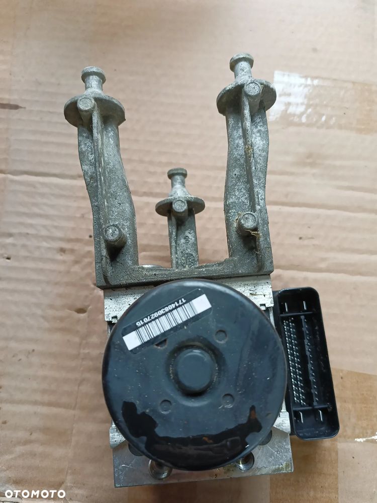 Thema II pompa ABS 3,0CRD Europa Lancia - 1