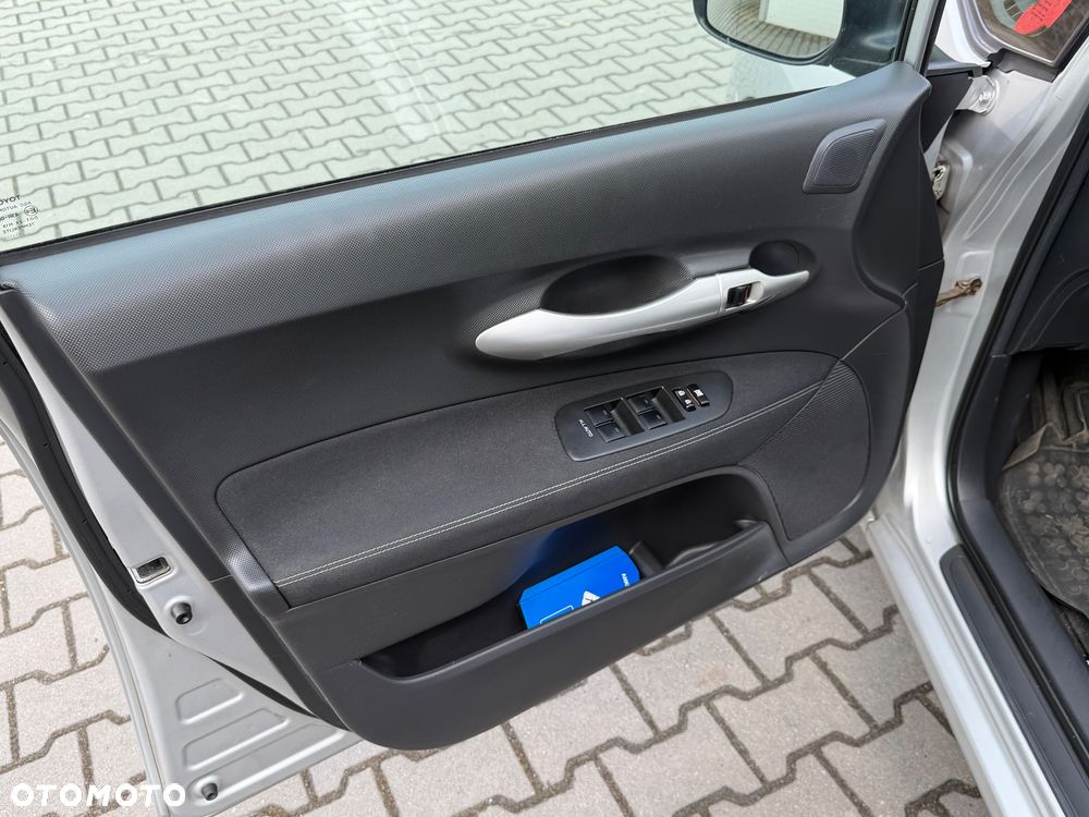Toyota Auris 1.33 VVT-i Life - 13