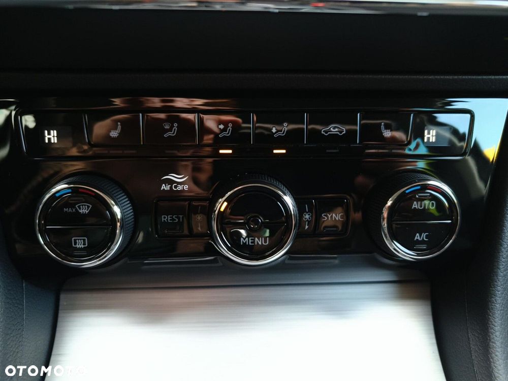 Skoda Superb 1.5 TSI Ambition DSG - 24