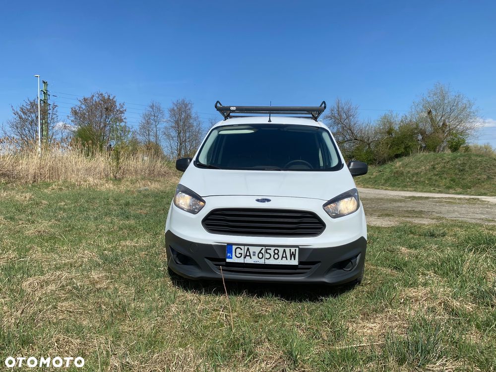Ford Transit Courier - 6