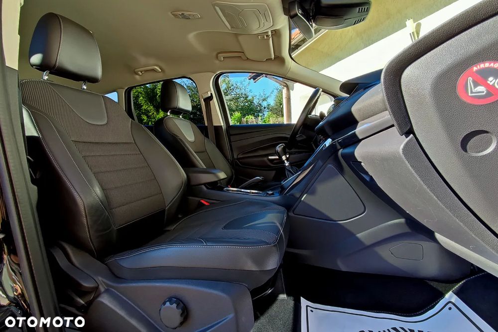 Ford Kuga 1.5 EcoBoost 2x4 Individual - 20