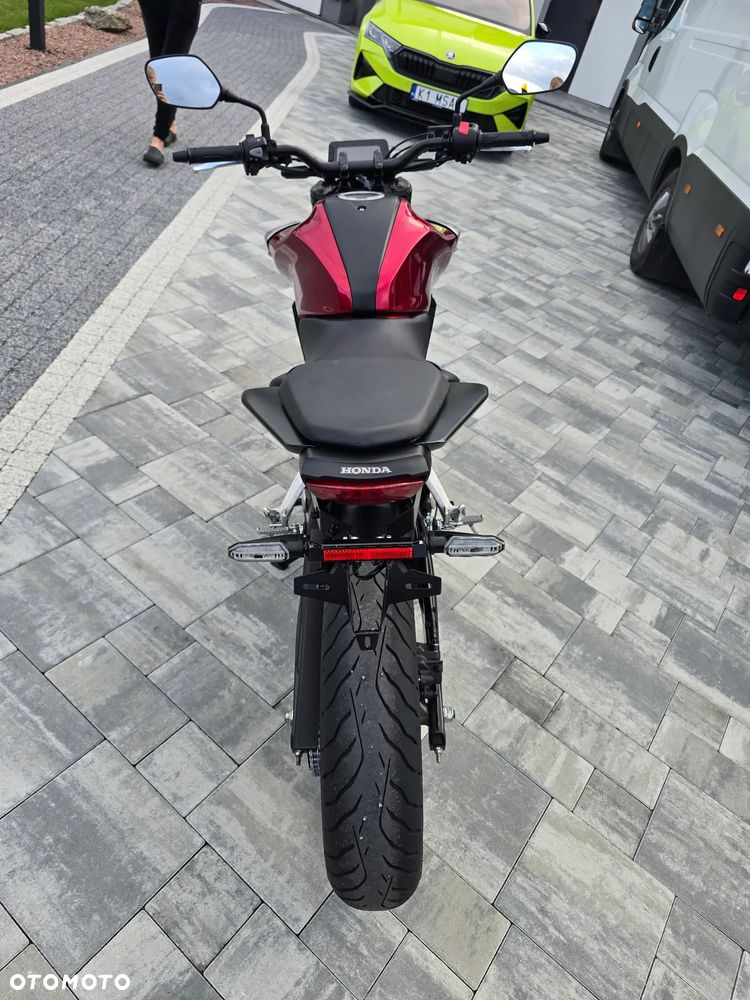 Honda CB - 8