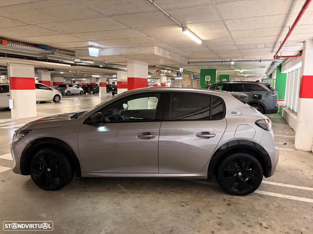 Peugeot e-208 GT - 2