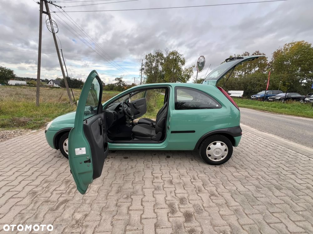 Opel Corsa - 22