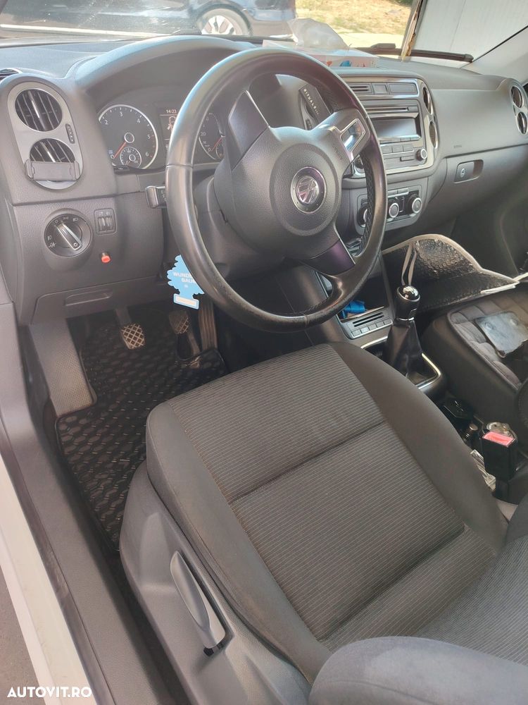 Volkswagen Tiguan 2.0 TDI BMT Trend & Fun - 8