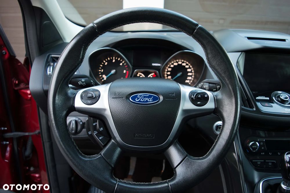 Ford Kuga 2.0 TDCi 2x4 Individual - 17