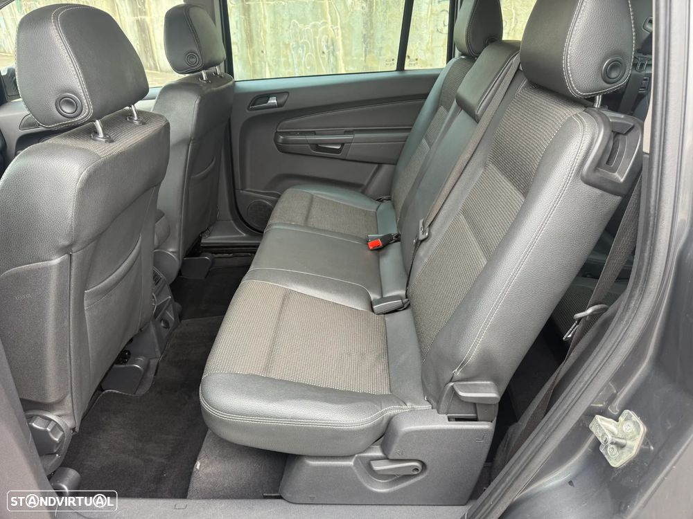 Opel Zafira 1.7 CDTi Cosmo - 10