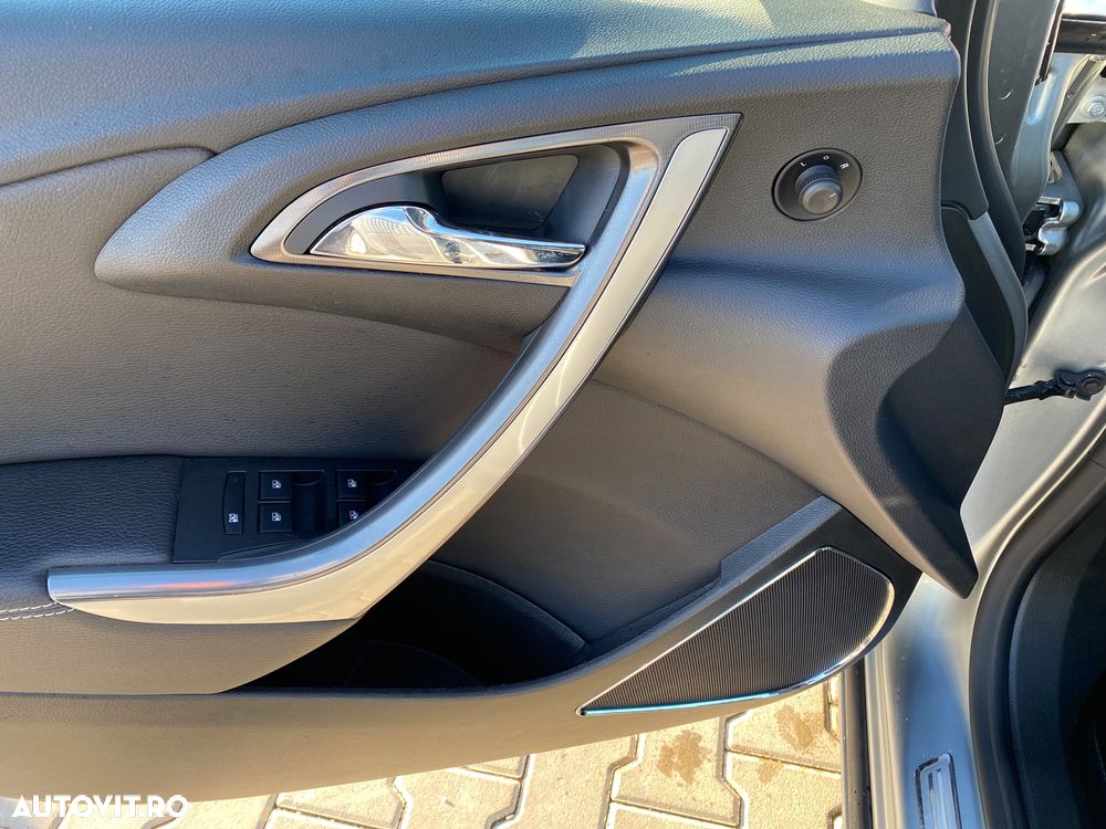 Opel Astra 1.4 Turbo ECOTEC Cosmo Aut. - 9