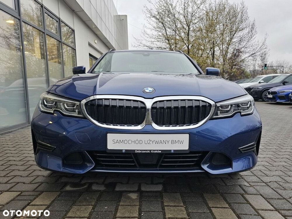 BMW Seria 3 330i xDrive - 12