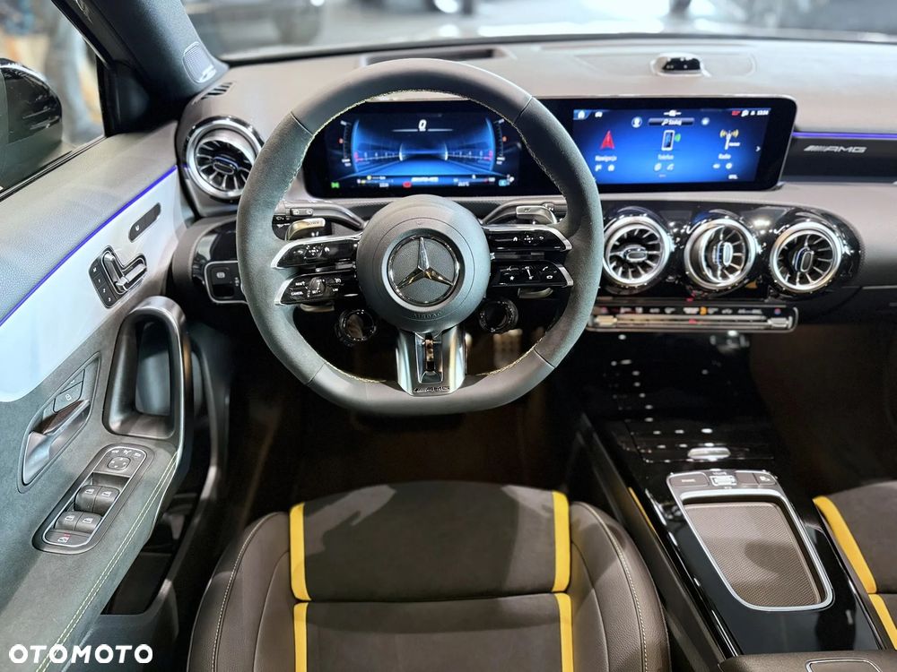 Mercedes-Benz Klasa A 45 S AMG 4-Matic 8G-DCT - 14