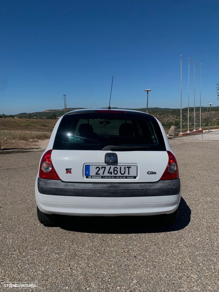 Renault Clio 2003 photo 2