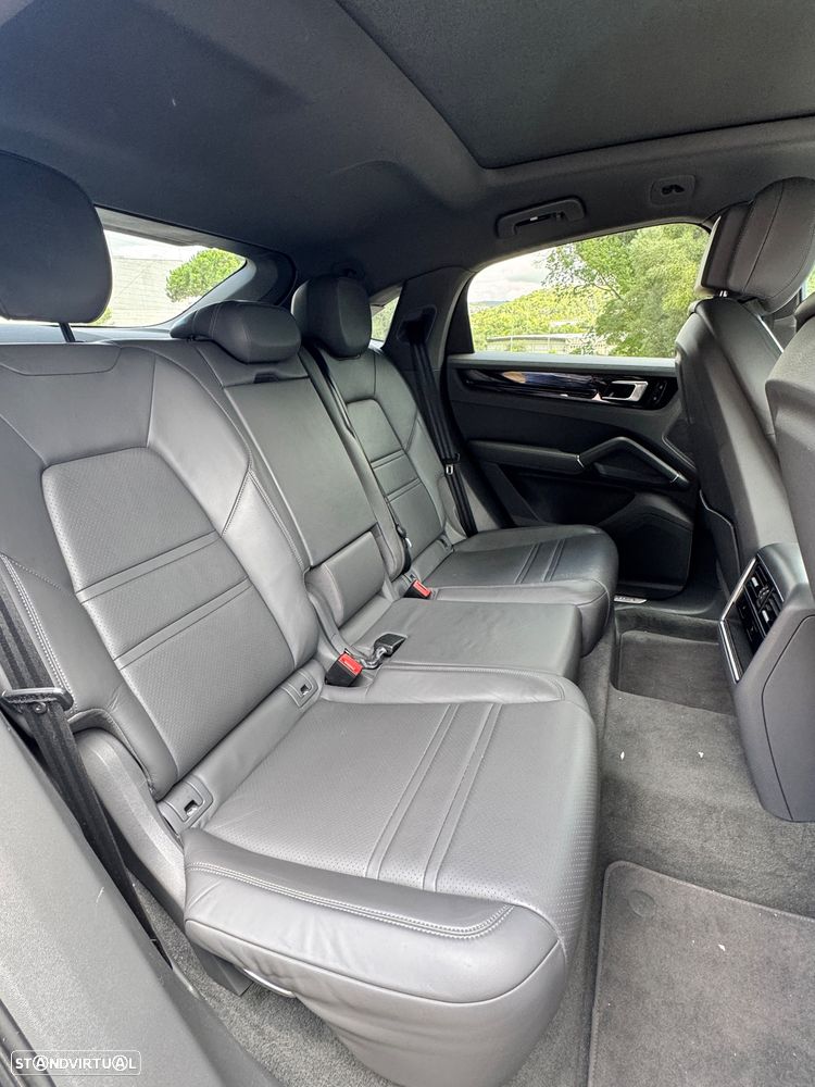 Porsche Cayenne Coupé - 9
