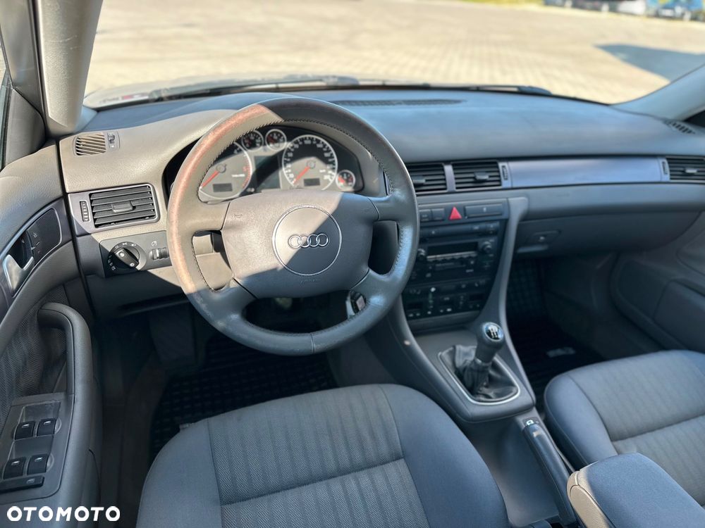 Audi A6 Limousine 1.9 TDI - 19