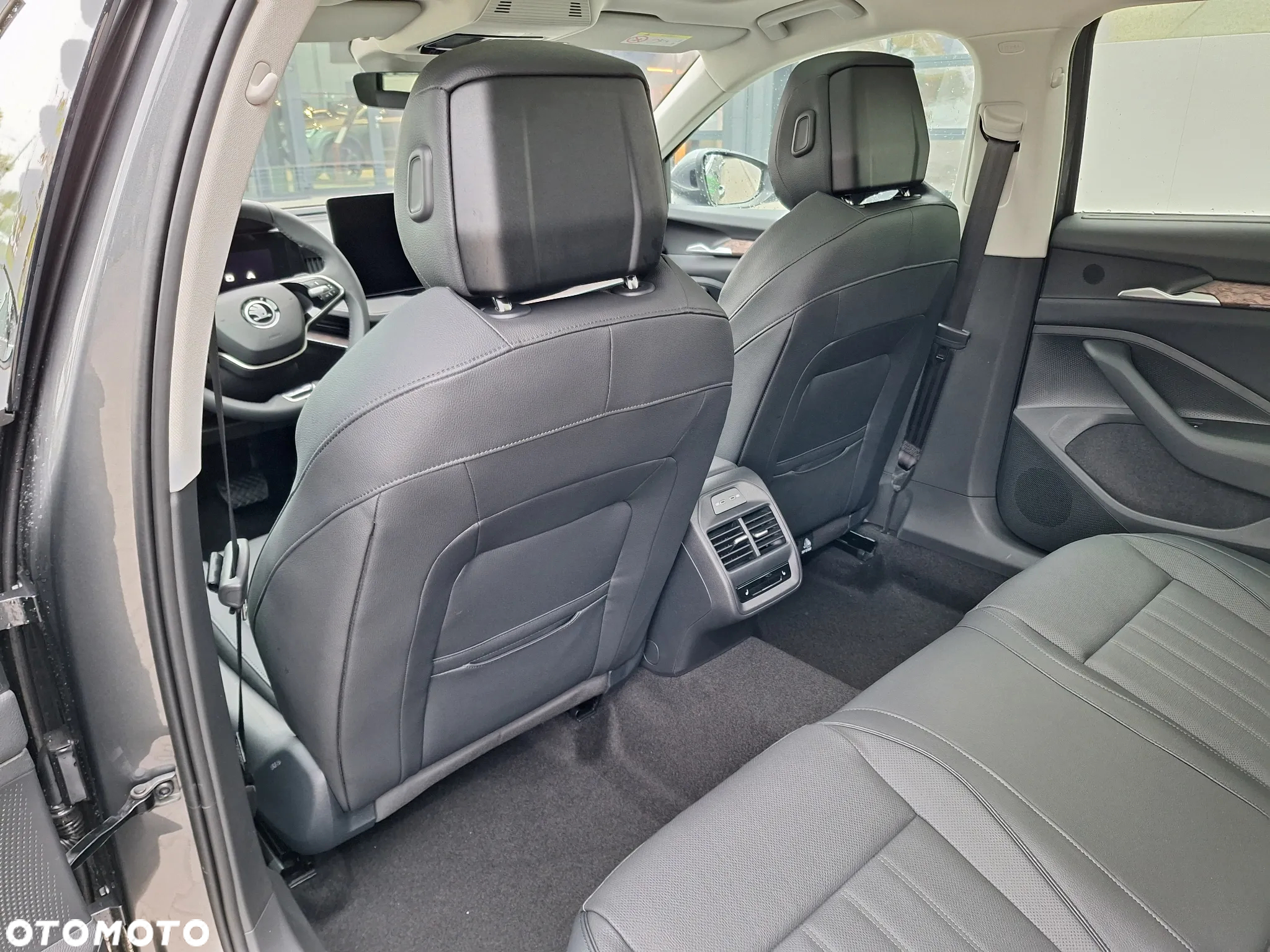 Skoda Superb 2.0 TSI 4x4 L&K DSG - 11