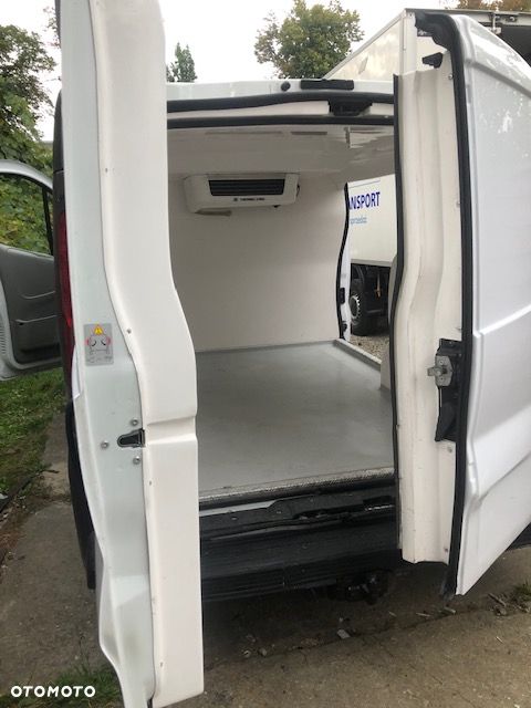 Renault Trafic - 11