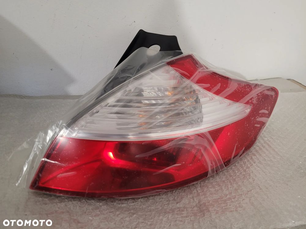 Renault Megane 3 III lampa tylna prawa hatchback przed lift - 2