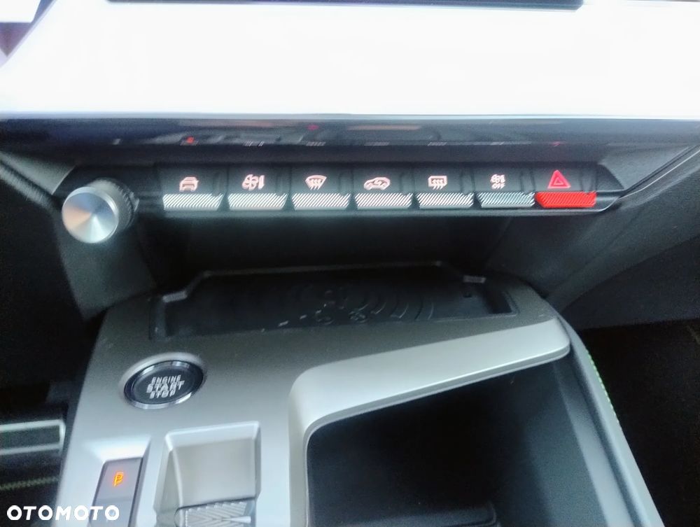 Peugeot 408 1.2 PureTech mHEV GT Exclusive S&S e-DSC6 - 19