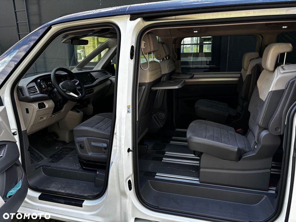 Volkswagen Multivan - 13