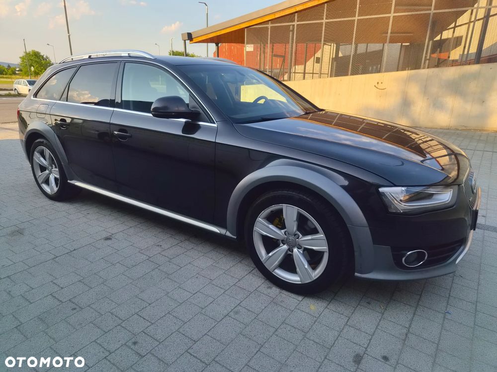 Audi A4 Allroad (clean diesel) 2.0 TDI DPF S tron - 22