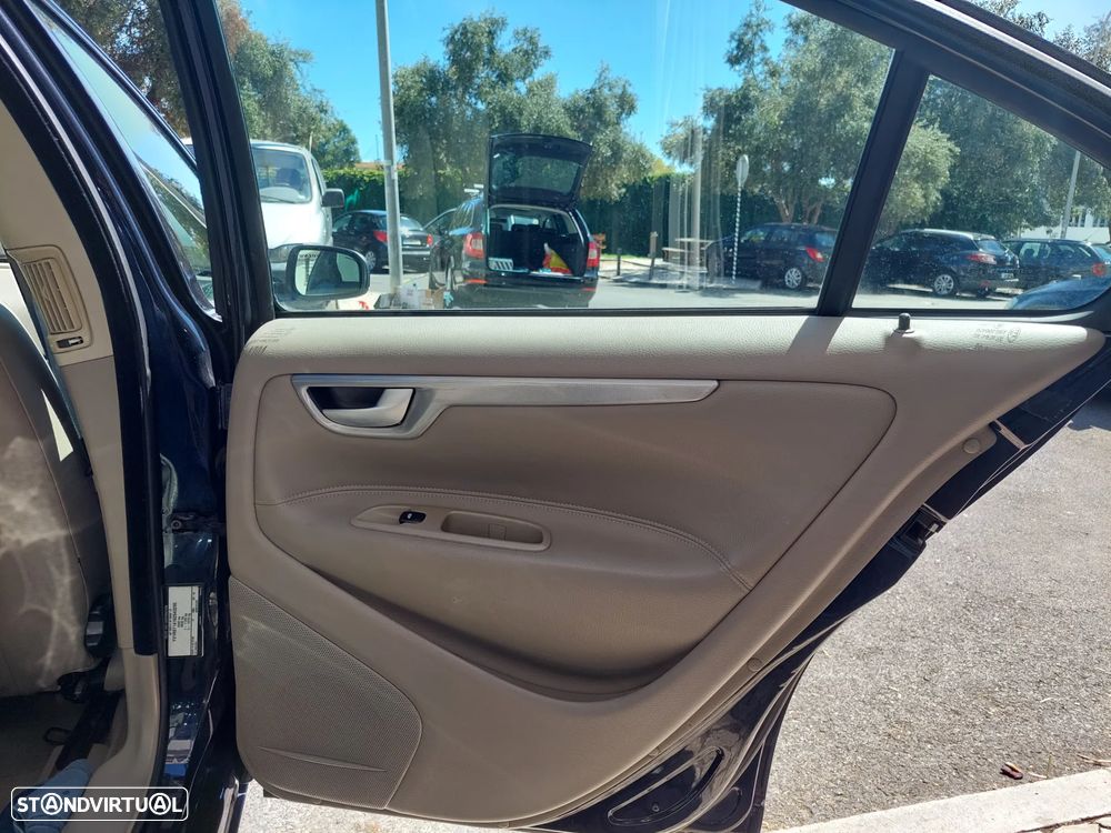 Volvo S60 2.4 D5 - 20