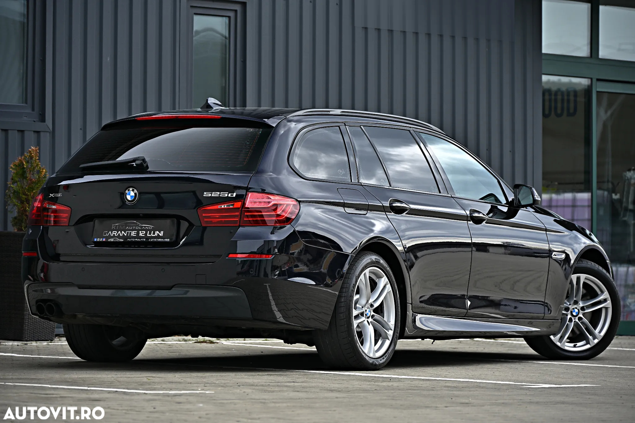 BMW Seria 5 525d xDrive Touring Sport-Aut. - 6