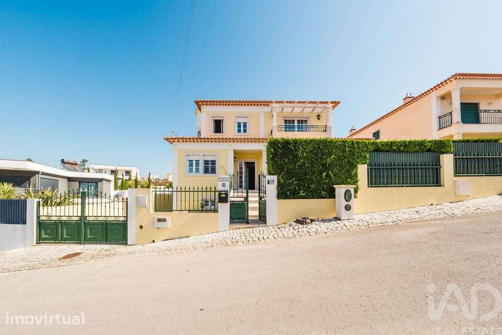 Casa / Villa T5 em Nadadouro de 214,5 m2 - Grande imagem: 2/40