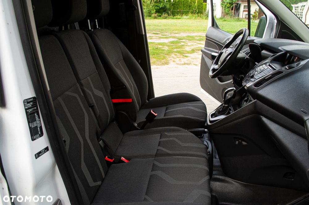 Ford Transit Connect - 32