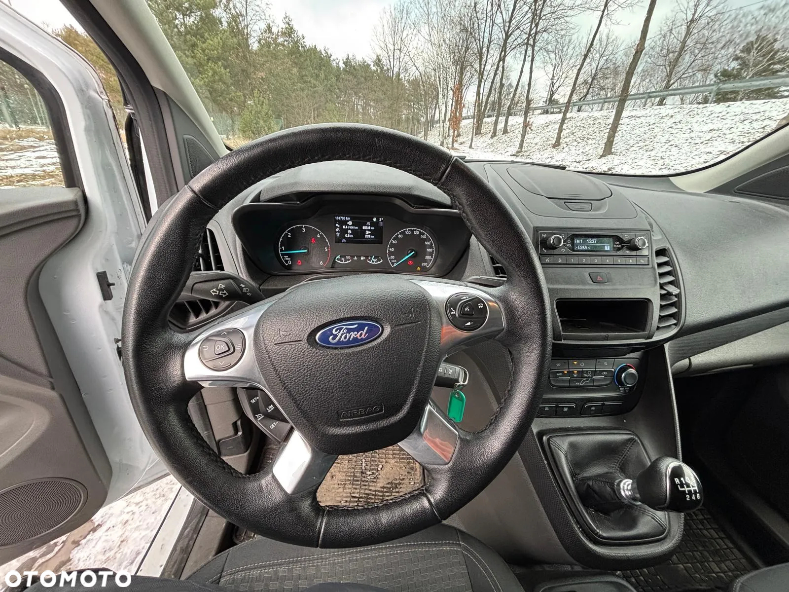 Ford Transit Connect - 9