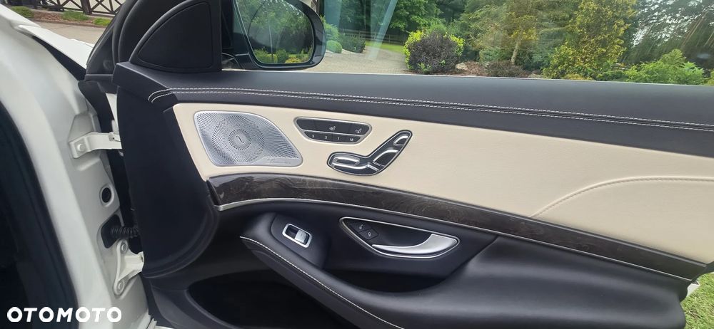 Mercedes-Benz Klasa S 560 4-Matic L 9G-TRONIC - 25
