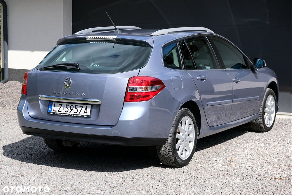 Renault Laguna - 10