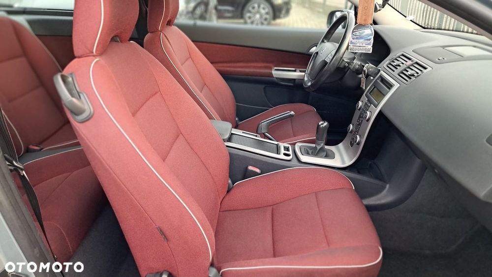 Volvo C30 1.6 R-Design - 9