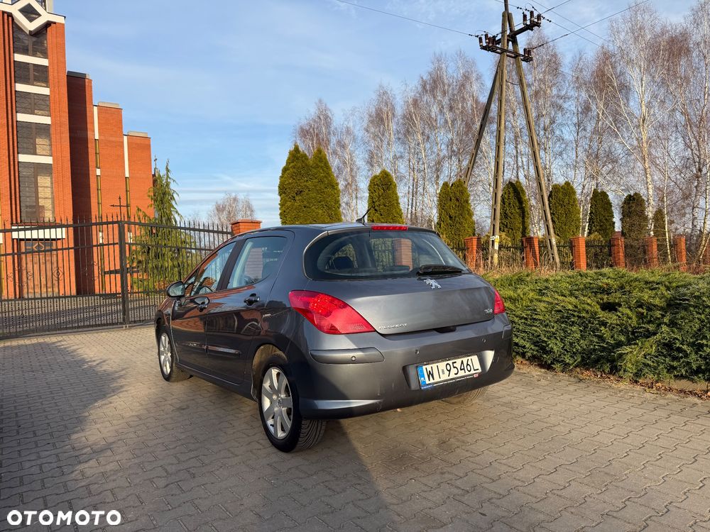 Peugeot 308 1.6 Premium - 6