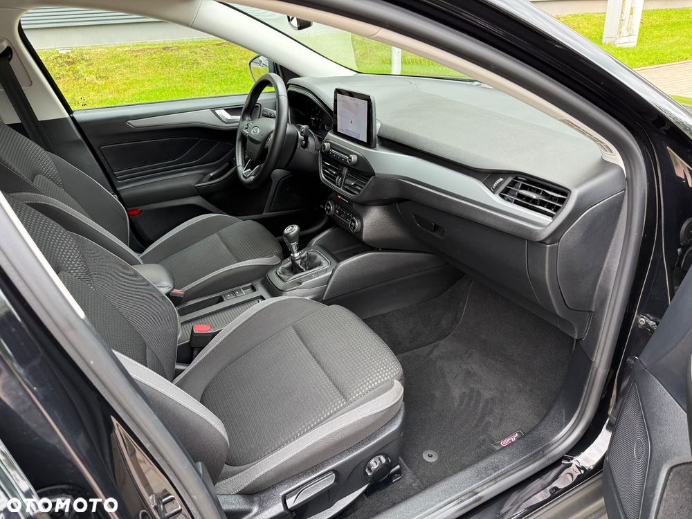 Ford Focus 1.5 EcoBlue Start-Stopp-System TITANIUM STYLE - 11