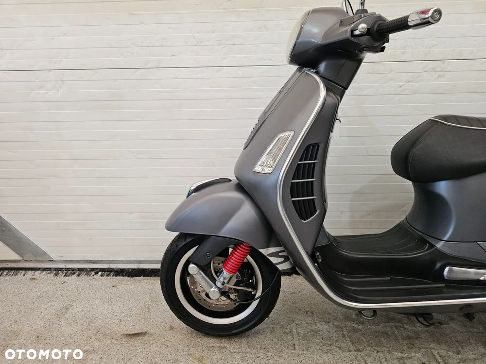 Piaggio Vespa - 8